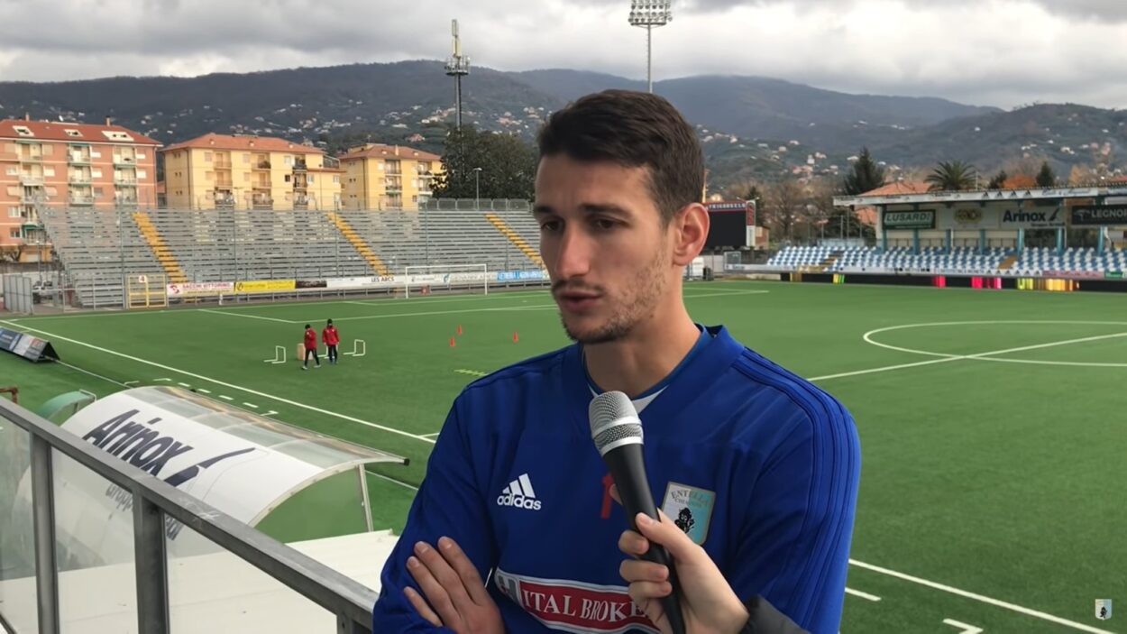 Andrea Paroni, intervistato con la maglia dell'Entella