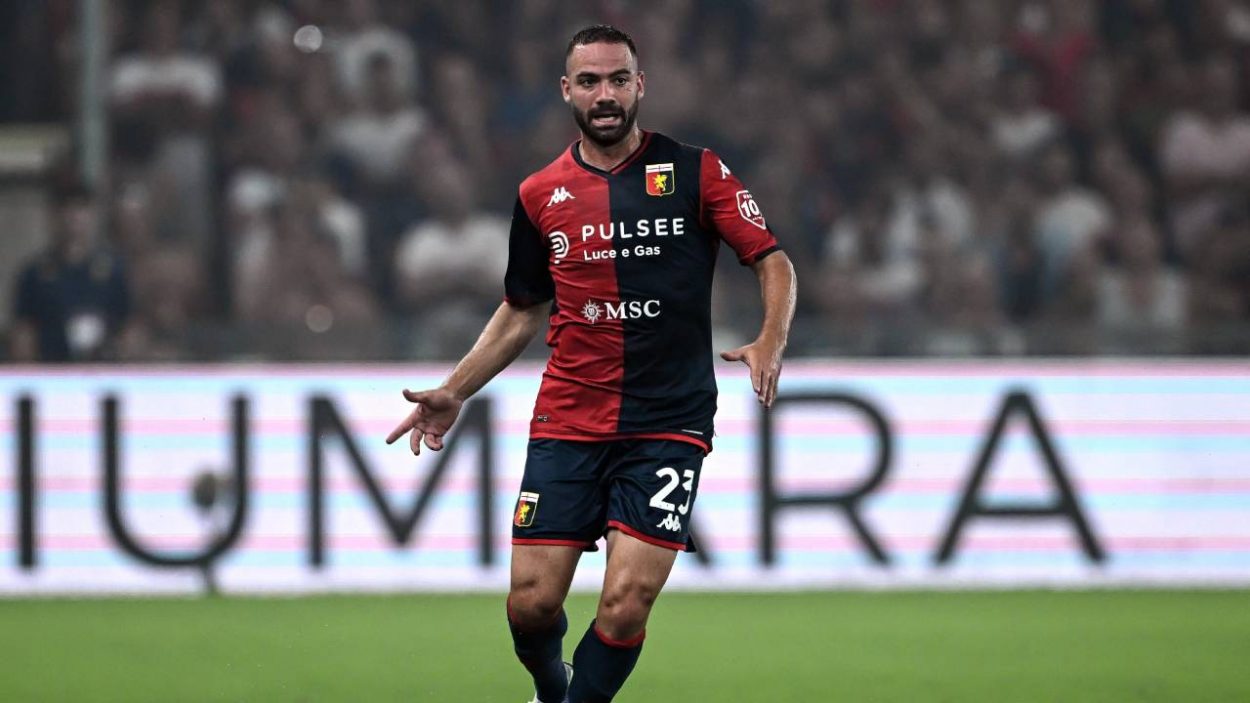 Biraschi con la maglia del Genoa