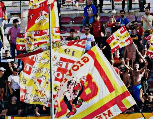 Messina stadio tifosi interna