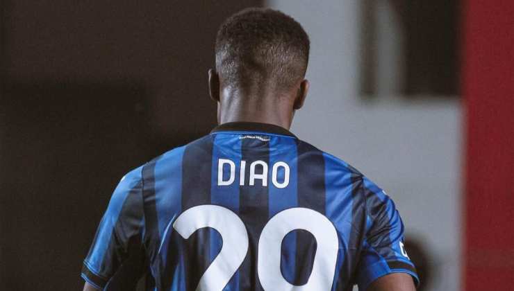 Diao con la maglia dell'Atalanta