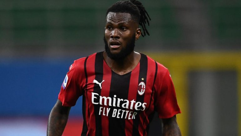 Kessiè con la maglia del Milan