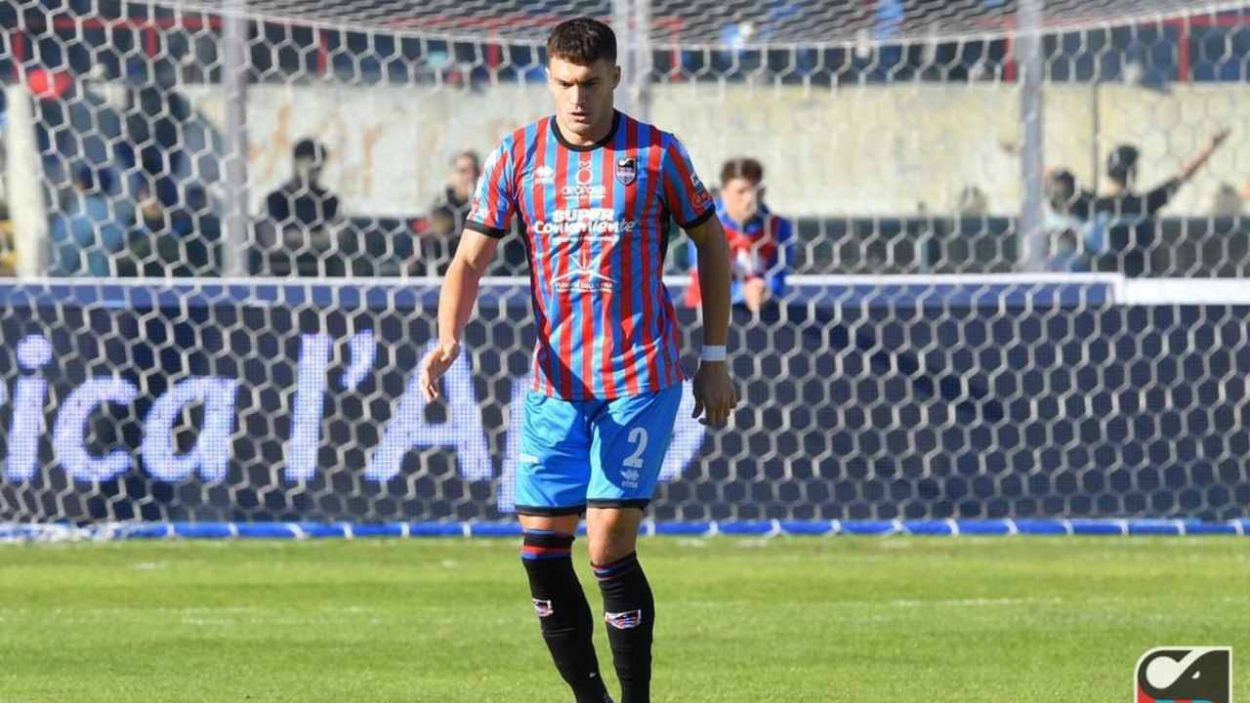 Curado con la maglia del Catania