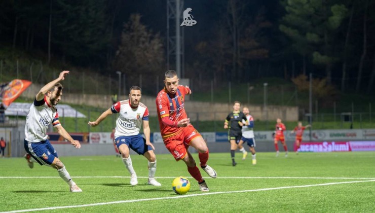 jacopo murano in azione con la maglia del picerno