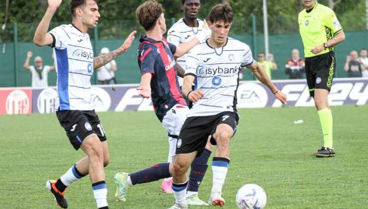 Manzoni con la maglia dell'Atalanta