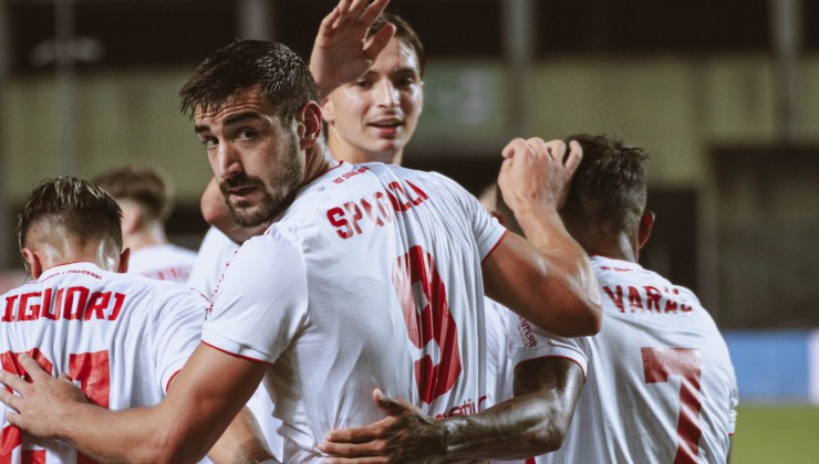 Spagnoli Padova esultanza dopo il gol