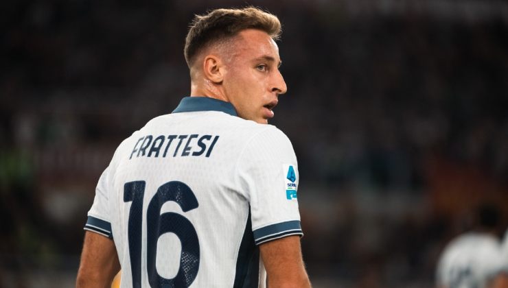 Davide Frattesi con la maglia dell'Inter