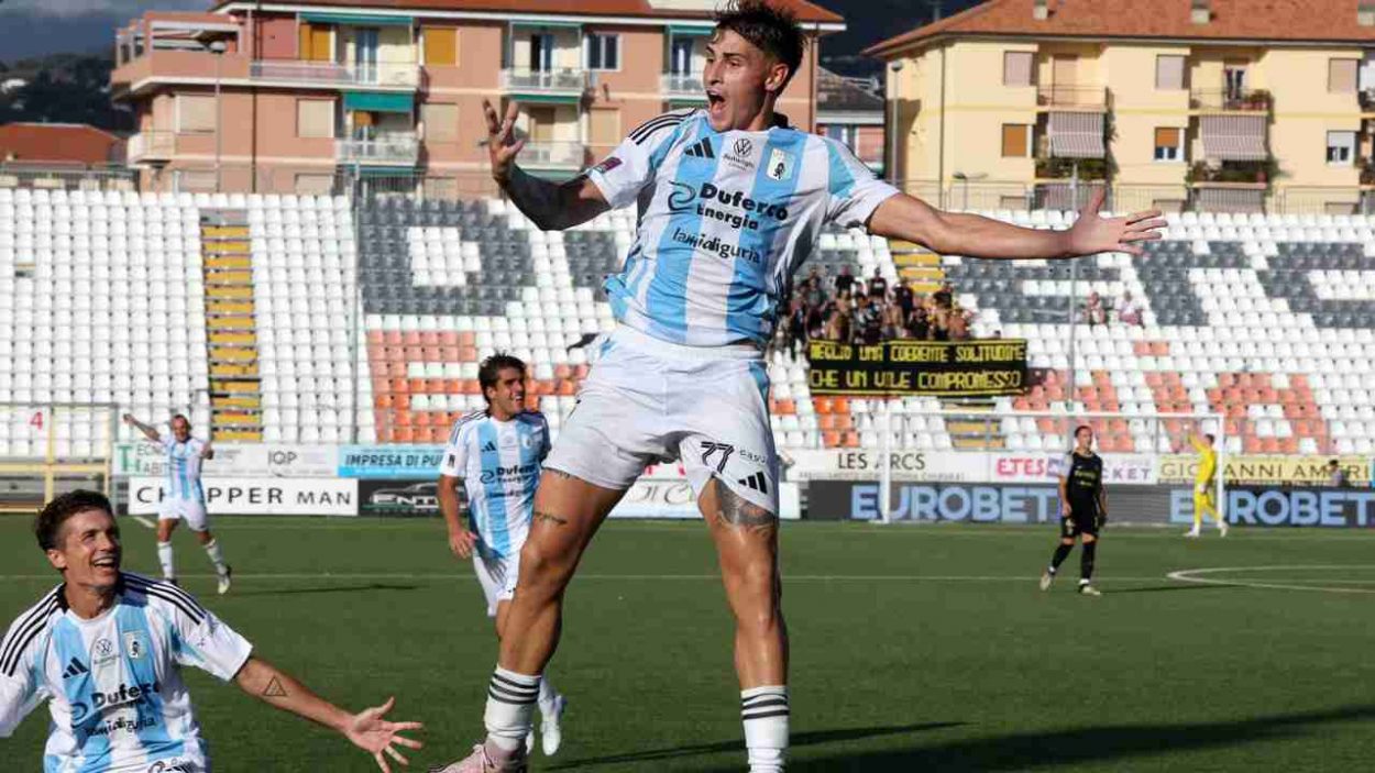 Bernat Guiu - Virtus Entella - Credit: Virtus Entella - www.lacasadic.com