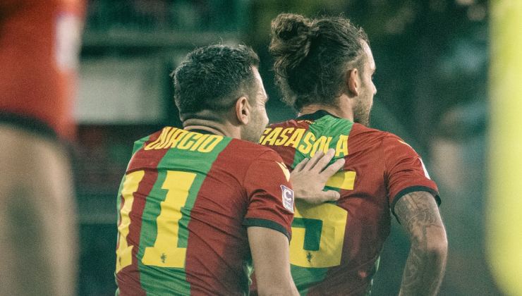 Casasola con la maglia della Ternana