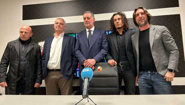 Da sinistra a destra: Umberto Bruno, Riccardo Veli, Giuseppe Longo, Matarrese e Claudio Ferrarese