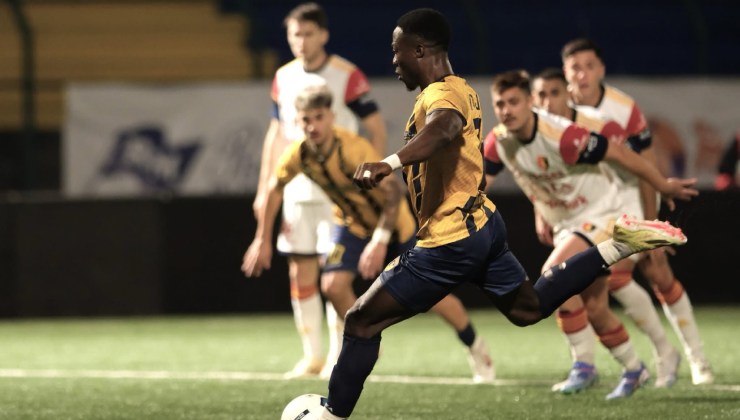 Moussadja Njambè in azione.Ph: Agenzia Press Gino Conte - Fotografo ufficiale Giugliano Calcio 1928