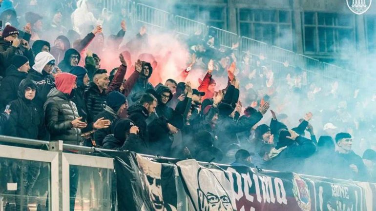 Tifosi del Trapani in azione - Credit: FC Trapani 1905